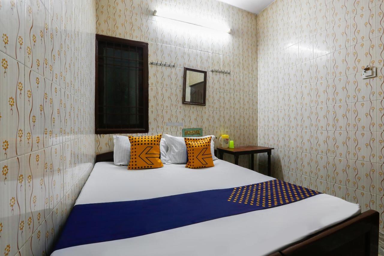 Spot On 49026 Ams 3* Chennai